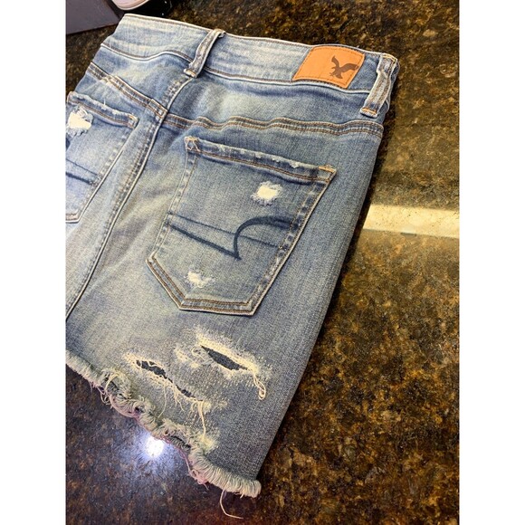 American Eagle Super Stretch Denim Miniskirt Distressed Medium Wash Size 2 - EUC - Picture 8 of 9